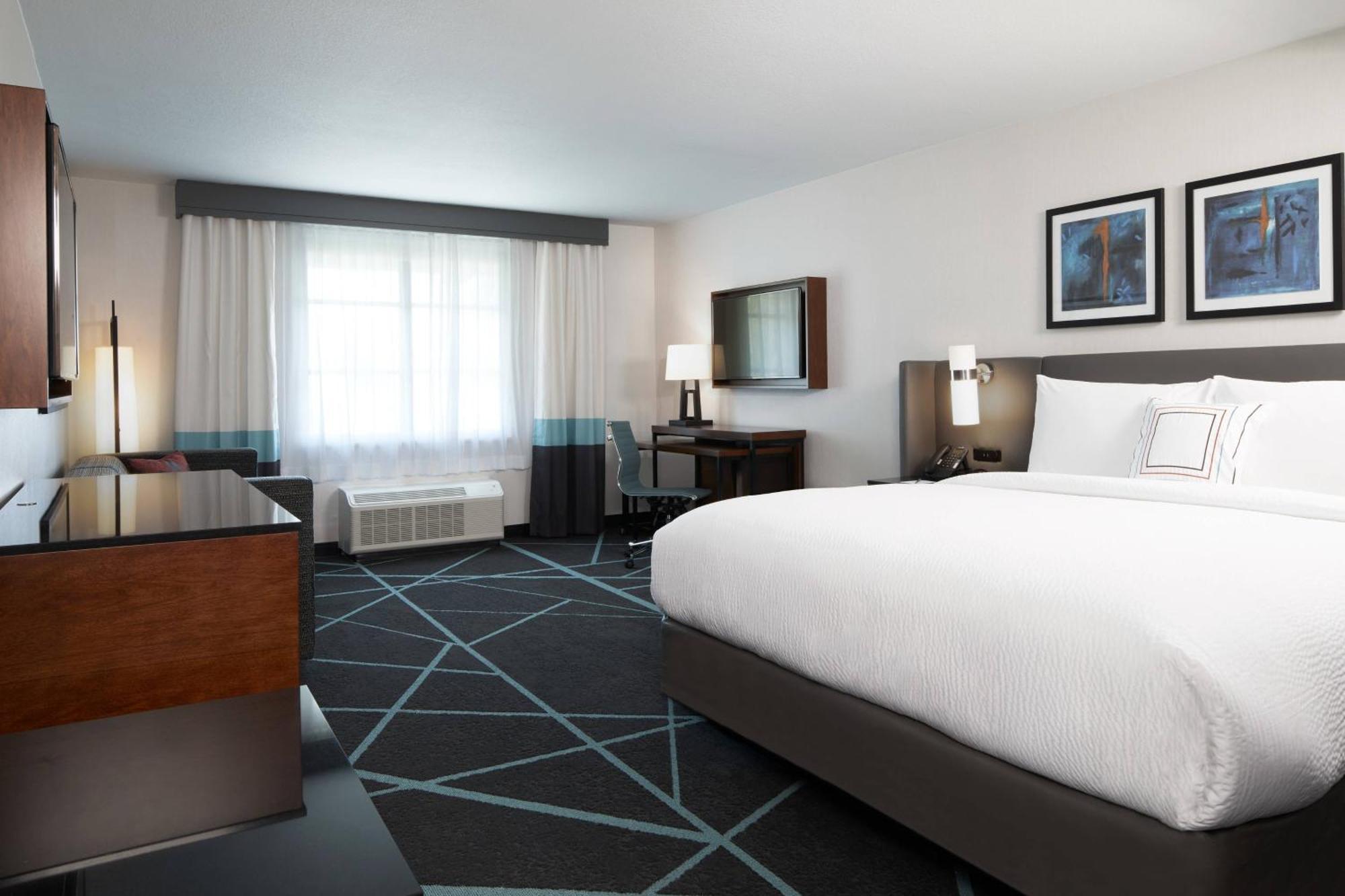 Fairfield Inn & Suites By Marriott Камарилло Экстерьер фото